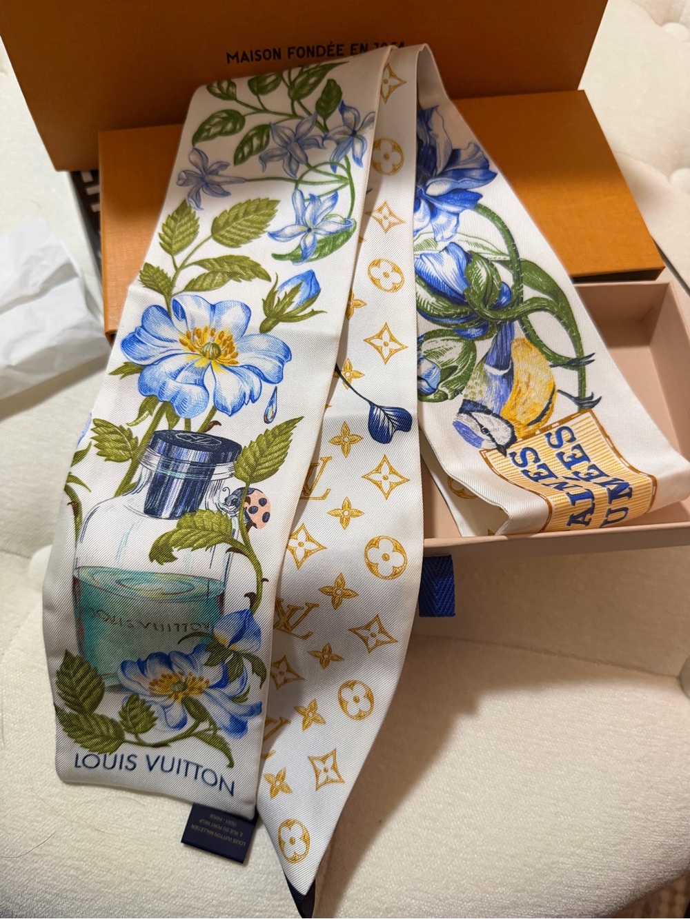 Louis Vuitton BRAND NEW BANDEAU